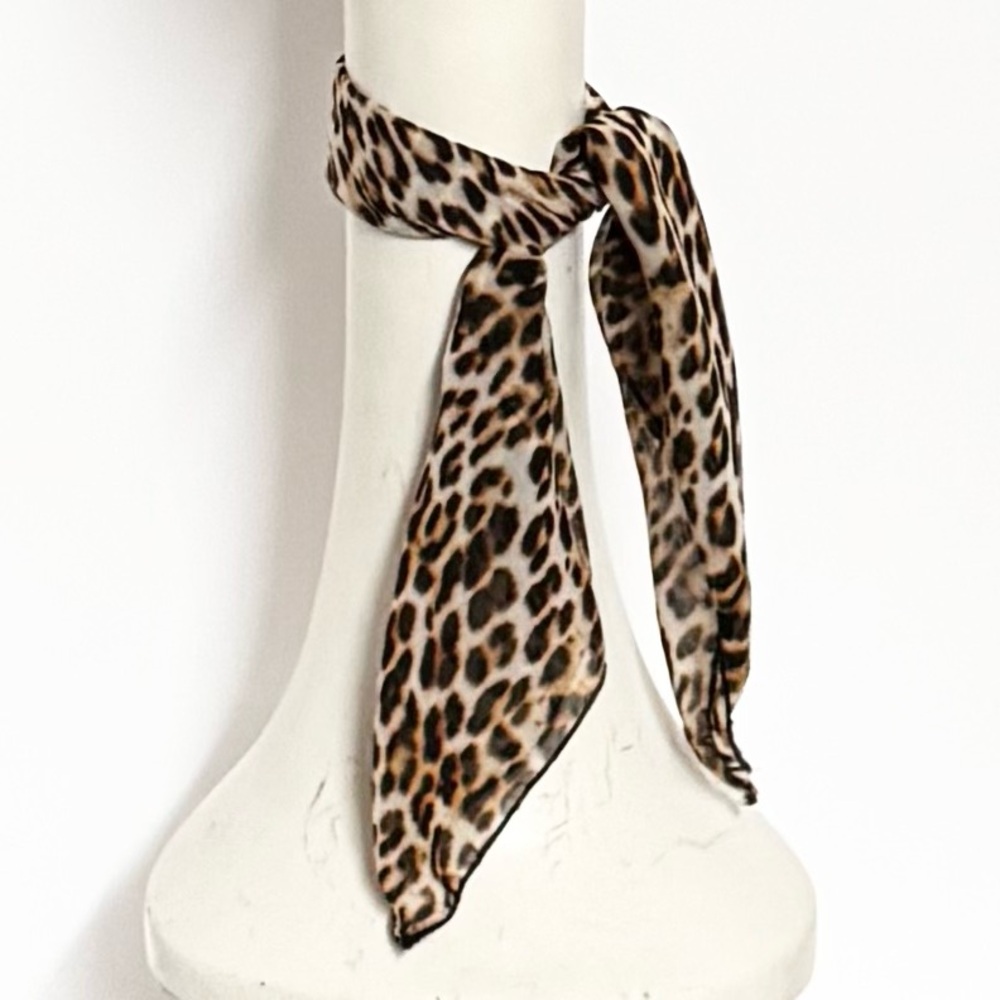 Leopard Chiffon Neck Scarf